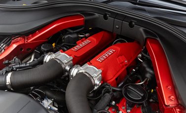 Ferrari Portofino 60
