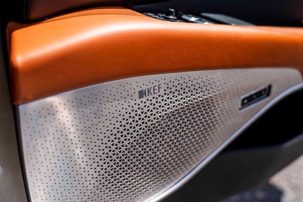 Lotus Emira V6 FIRST EDITION. FULL LSH. 6-SPEED MANUAL. BLACK PACKAGE. KEF SOUND SYSTEM 5