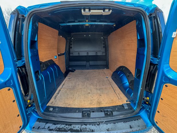 Volkswagen Caddy AUTO SWB L1H1 Commerce Pro C20 Air Con SELECT 9