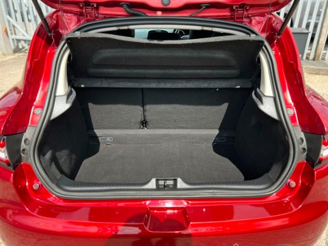 Renault Clio DYNAMIQUE S NAV DCI 24