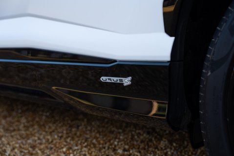 Lamborghini Urus 4.0 V8 BiTurbo S Auto 4WD Euro 6 5dr 25
