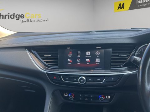 Vauxhall Insignia 1.5i Turbo GPF SRi Nav Grand Sport Euro 6 (s/s) 5dr 25