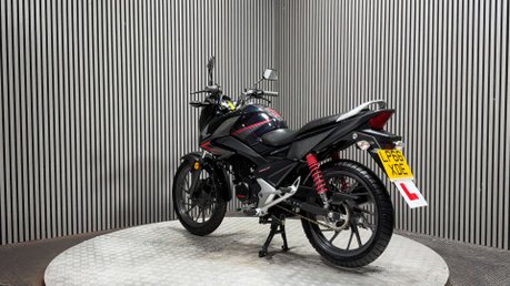 Honda CB GLR125 2018 ONLY 8K MOT OCTOBER 2027 125CC LEARNER BIKE 6