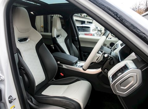 Land Rover Range Rover Sport 5.0 SVR 12