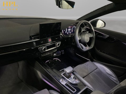 Audi A4 2.0 TFSI 35 Black Edition Estate 5dr Petrol S Tronic Euro 6 (s/s) (150 ps) 14
