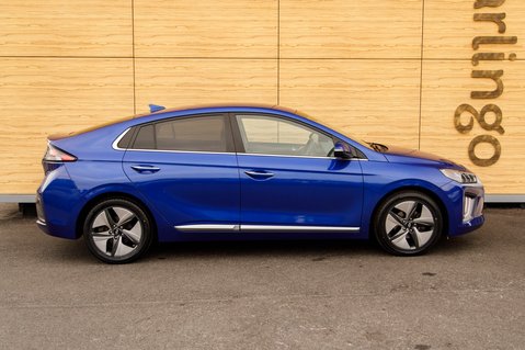 Hyundai IONIQ PREMIUM SE MHEV 8