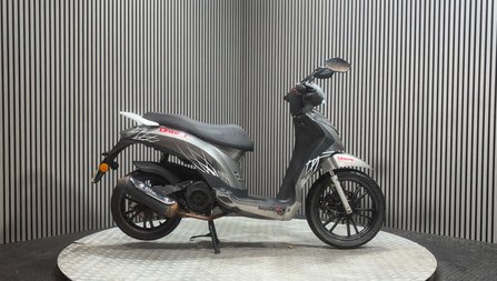 Lexmoto Urban 2019 GOOD LOOKING PROJECT SCOOTER RUNNING 125CC BIKE