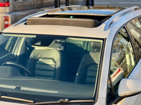 Volkswagen Golf 1.4 TSI BlueMotion Tech SE DSG Euro 5 (s/s) 5dr 31