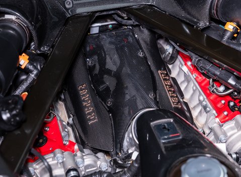 Ferrari SF90 Stradale 43