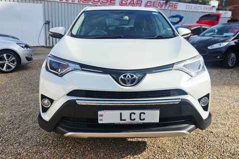 Toyota Rav 4 D-4D BUSINESS EDITION LOOK! 37000 MILES! 1 OWNER! SAT NAVIGATION 2