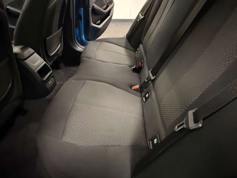 BMW 1 Series 1.5 118I SE 5dr 44