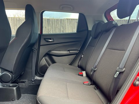 Suzuki Swift SPORT BOOSTERJET MHEV 9