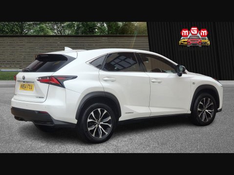 Lexus NX 300H F SPORT 12