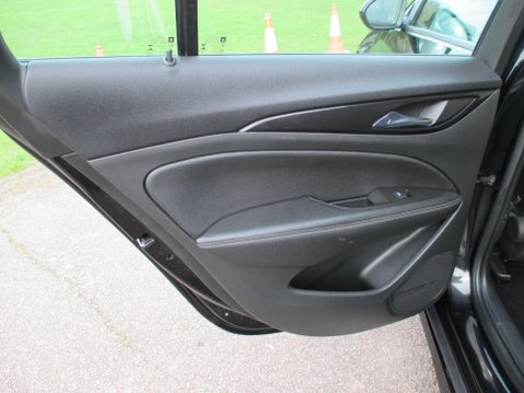 Vauxhall Insignia 2.0 Turbo D BlueInjection SRi VX Line Nav Grand Sport Euro 6 (s/s) 5dr 44