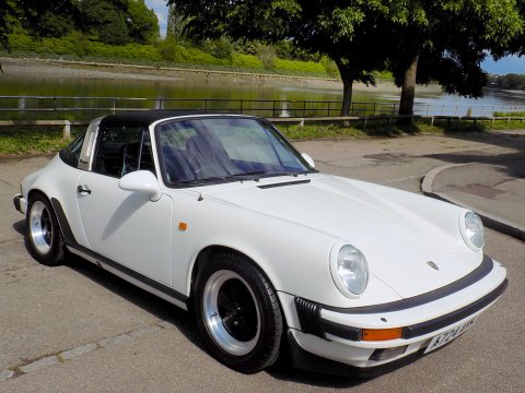 Porsche 911 CARRERA 3.2 TARGA 66