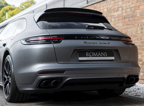 Porsche Panamera Turbo S E-Hybrid Sport Turismo 27