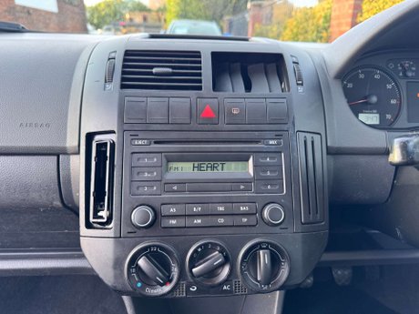 Volkswagen Polo 1.4 Polo SE 75 5dr 32