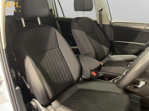 Volkswagen Tiguan Allspace 1.5 TSI Life SUV 5dr Petrol Manual Euro 6 (s/s) (150 ps) Bluetooth - DAB Ra 11