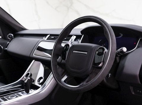 Land Rover Range Rover Sport D350 HST 9