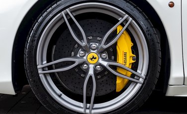 Ferrari 458 Italia 10