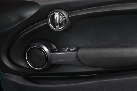 Mini Convertible COOPER 37
