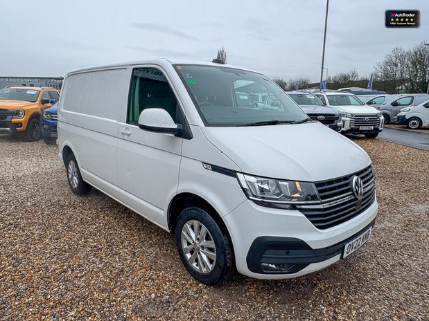 Volkswagen Transporter SWB L1H1 Low Roof Highline T28 Air Con Alloys Sensors EURO 6 51
