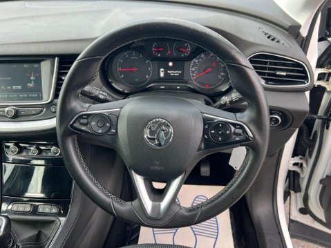 Vauxhall Grandland X 1.2 Turbo SE Euro 6 (s/s) 5dr 19
