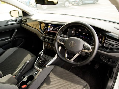 Volkswagen Polo LIFE TSI