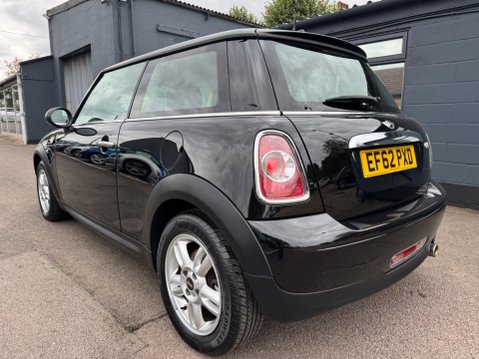 Mini Hatch ONE 5