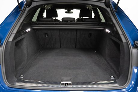 Audi A4 2.0 TFSI 40 Black Edition Estate 5dr Petrol S Tronic Euro 6 (s/s) (204 ps) 44