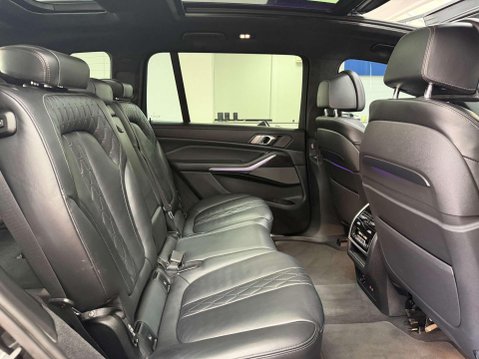 BMW X7 3.0 M50d SUV 5dr Diesel Auto xDrive Euro 6 (s/s) (400 ps) 50