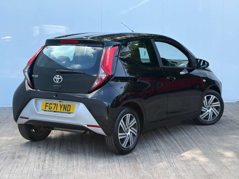 Toyota Aygo 1.0 Aygo X-Play TSS VVT-i 5dr 25