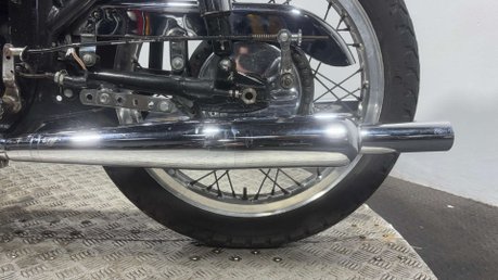 Norton Dominator SS 1962 CLASSIC BARN FIND PROJECT BIKE SPARES OR REPAIR 600CC 26