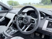 Jaguar E-Pace 2.0 R-DYNAMIC BLACK MHEV 8