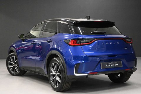 Lexus LBX 1.5 LBX Premium + CVT 5dr 2