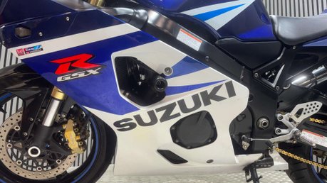 Suzuki GSX-R 2005 28K NEW MOT SERVICED WARRANTY 600CC SUPER SPORT GIXXER 51