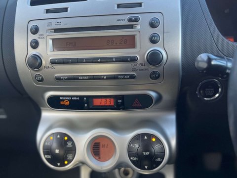 Toyota Urbancruiser 1.4 Urban Cruiser D-4D 4WD 5dr 23