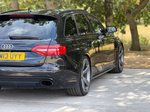 Audi RS4 4.2 RS 4 FSI Quattro Auto 4WD 5dr 25