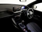 Peugeot 2008 1.2 PureTech Allure SUV 5dr Petrol Manual Euro 6 (s/s) (130 ps) Air Con - A 14