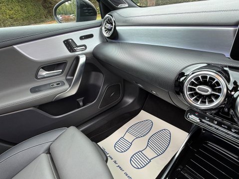 Mercedes-Benz A Class 2.0 A35 AMG (Premium Plus) SpdS DCT 4MATIC Euro 6 (s/s) 5dr 27
