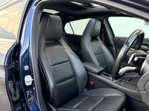 Mercedes-Benz GLA 2.1 GLA 200 D AMG Line Premium+ Auto 5dr 27