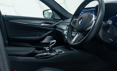 BMW M5 COMPETITION 13