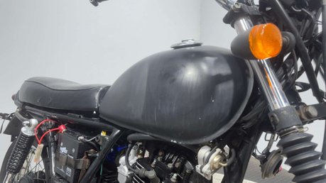 Herald Motor Co Classic 2014 XF 125CC Project 26