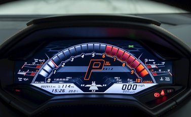 Lamborghini Huracan LP640-4 EVO 13