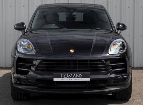 Porsche Macan S 4