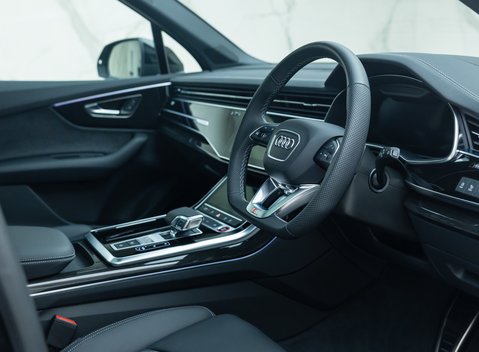 Audi SQ7 BLACK EDITION 13