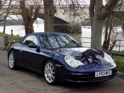 Porsche 911 CARRERA 2 CONVERTIBLE