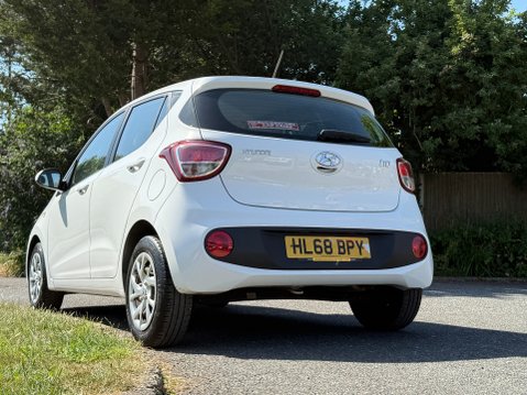 Hyundai i10 SE AUTOMATIC 39