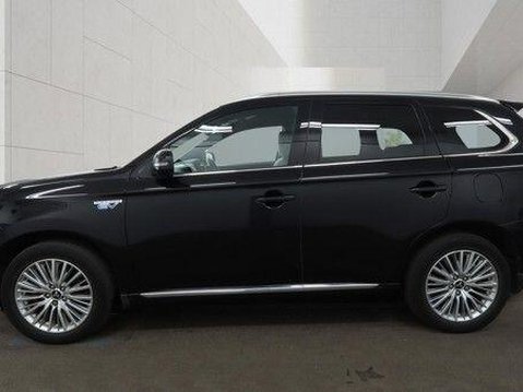 Mitsubishi Outlander PHEV 5H 3