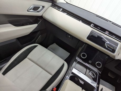 Land Rover Range Rover Velar 2.0 Range Rover Velar SE P250 Auto 4WD 5dr 44